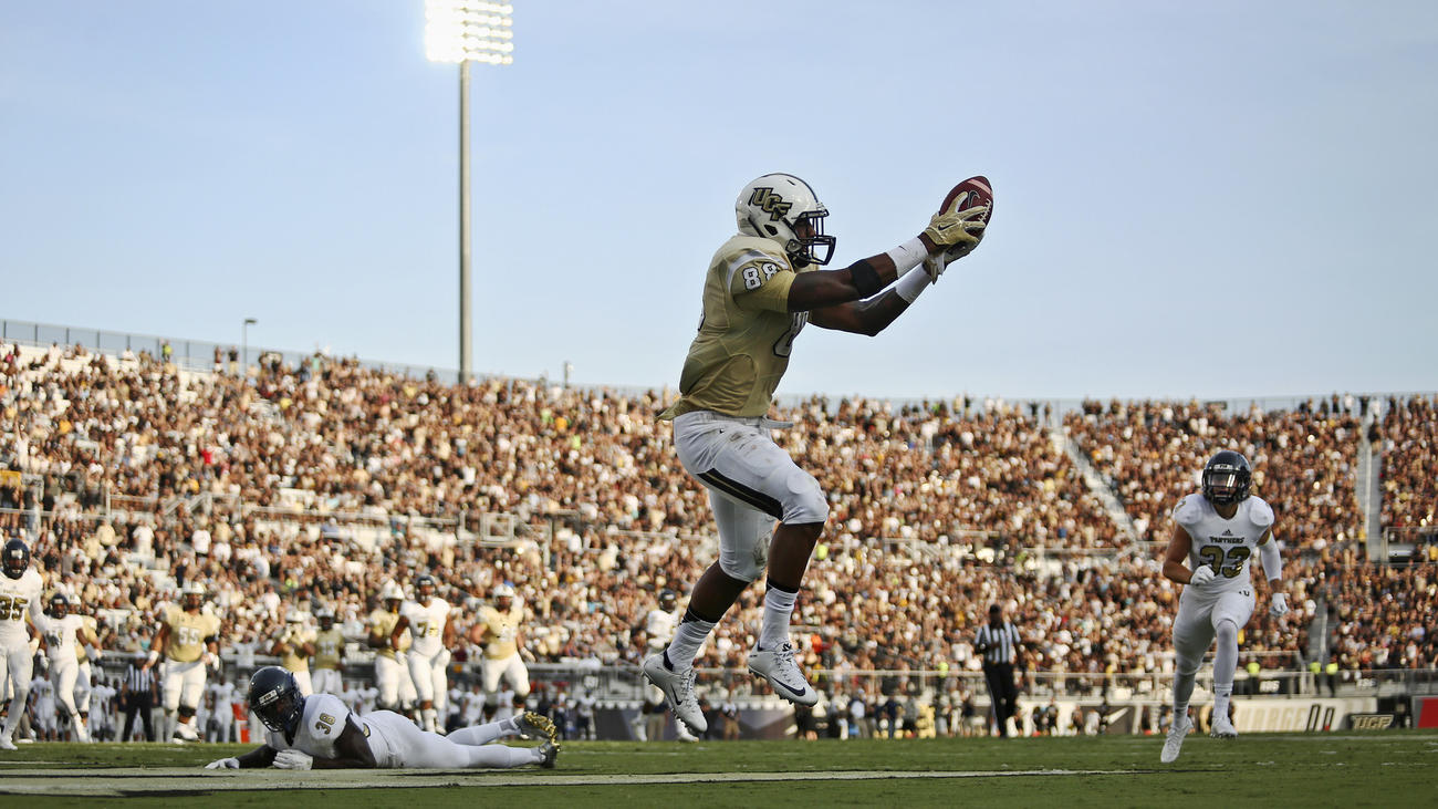 os-pictures-ucf-knights-vs-fiu-panthers-201509-045